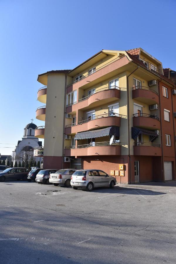 Mb Apartments Ягодина Экстерьер фото